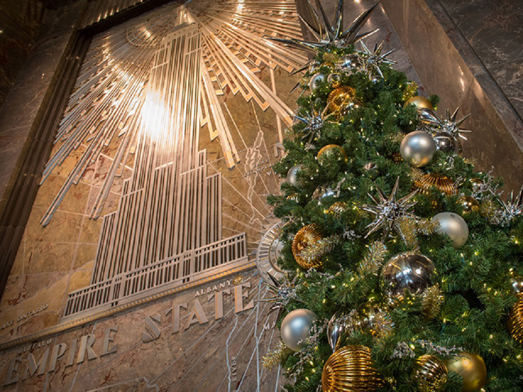 Gothamist and Empire State Building Tis the Season